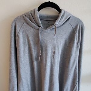 AEO Young Mens Gray Long Sleeved Hoodie Shirt